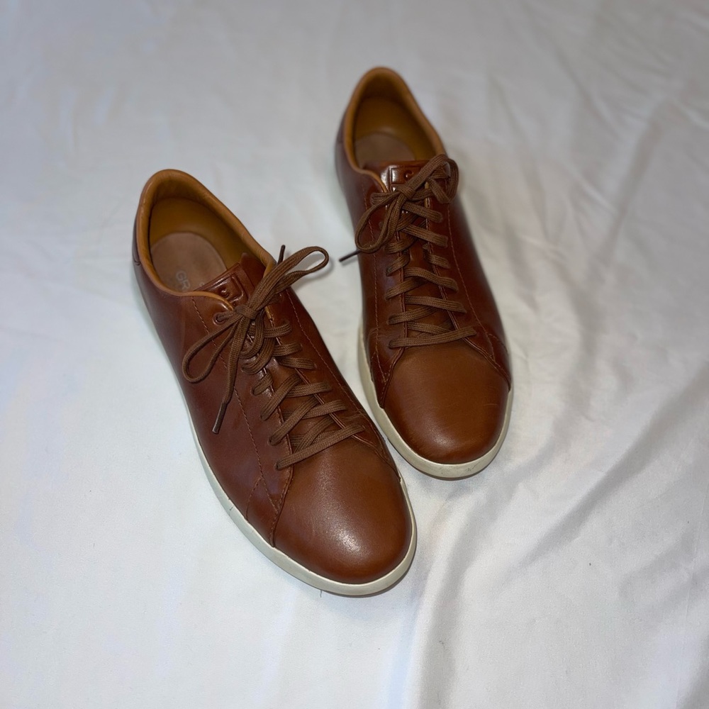 Grandpro tennis shoes
